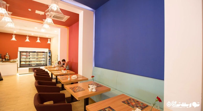 نمایی از شیرینی فروشی سیگنیچر	 